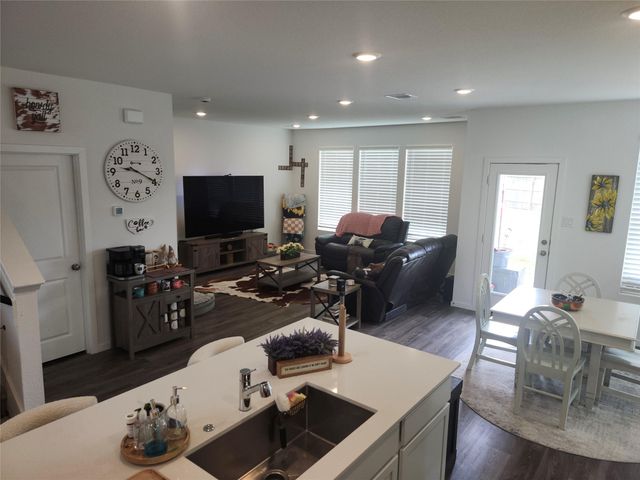 2643 Olivine Stone Drive, Rosenberg, TX 77469