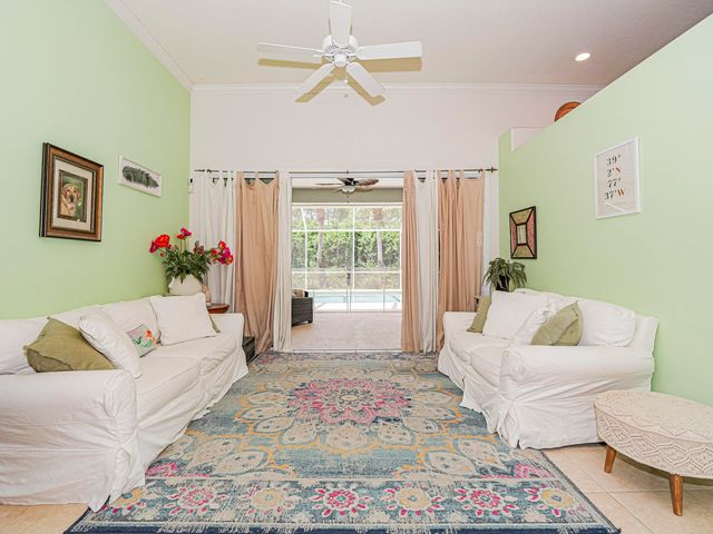 6489 53rd Circle, Vero Beach, FL 32967