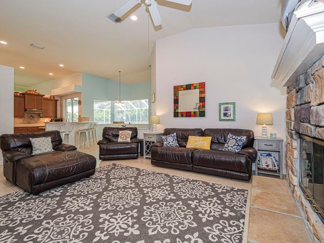 6489 53rd Circle, Vero Beach, FL 32967