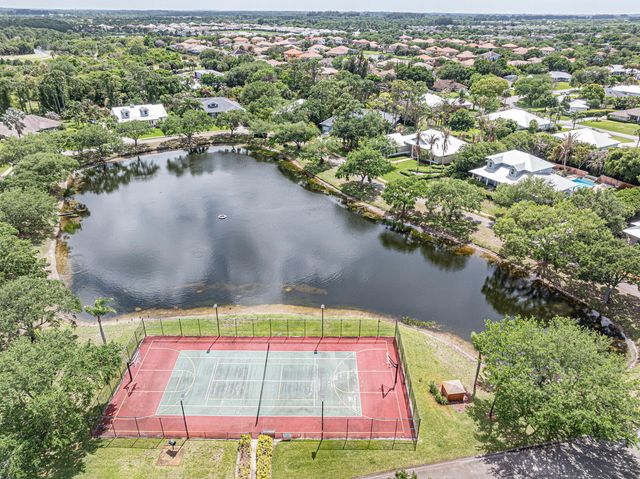 6489 53rd Circle, Vero Beach, FL 32967