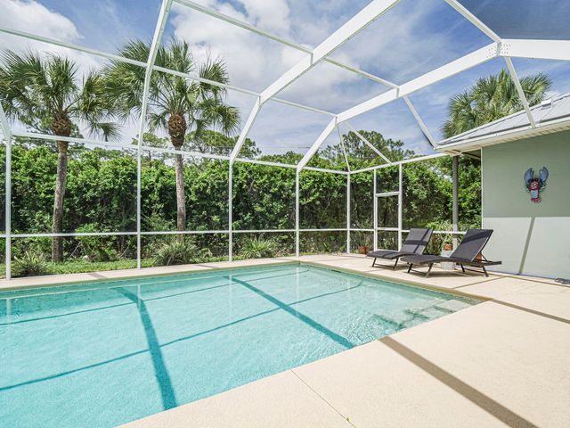 6489 53rd Circle, Vero Beach, FL 32967