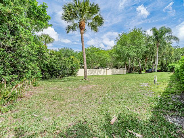 6489 53rd Circle, Vero Beach, FL 32967