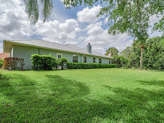 6489 53rd Circle, Vero Beach, FL 32967
