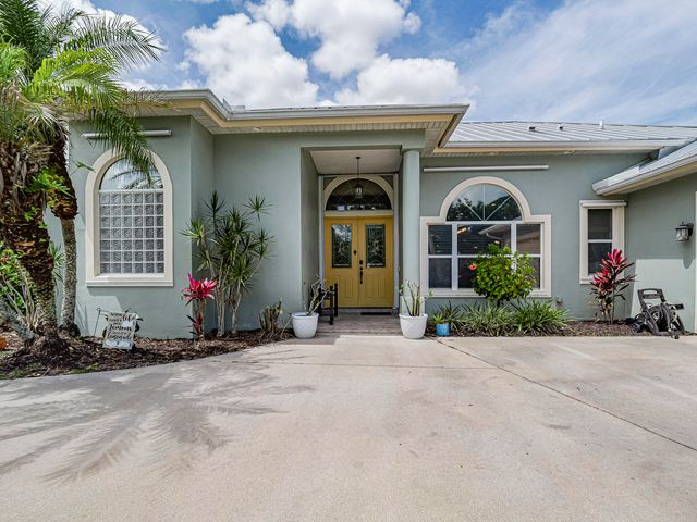 6489 53rd Circle, Vero Beach, FL 32967