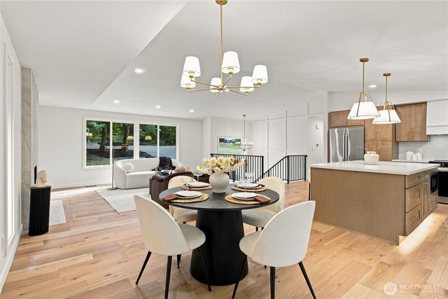 21924 NE 164th St, Woodinville, WA 98077