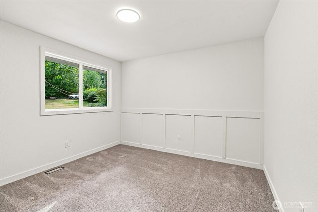 21924 NE 164th St, Woodinville, WA 98077