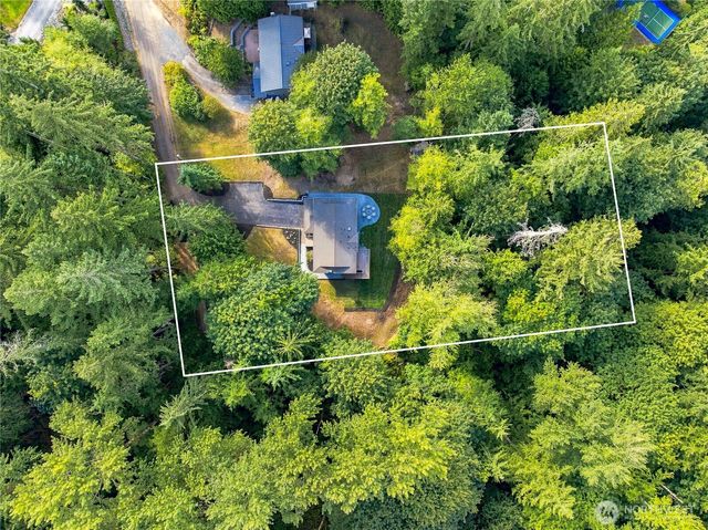 21924 NE 164th St, Woodinville, WA 98077