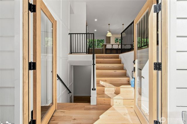 21924 NE 164th St, Woodinville, WA 98077