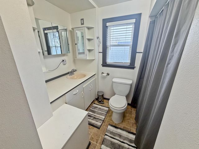 1805 N PARK Rd, Spokane, WA 99212