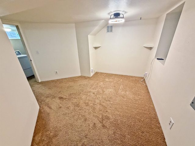 1805 N PARK Rd, Spokane, WA 99212