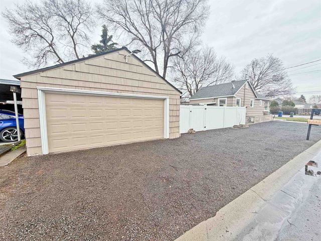 1805 N PARK Rd, Spokane, WA 99212