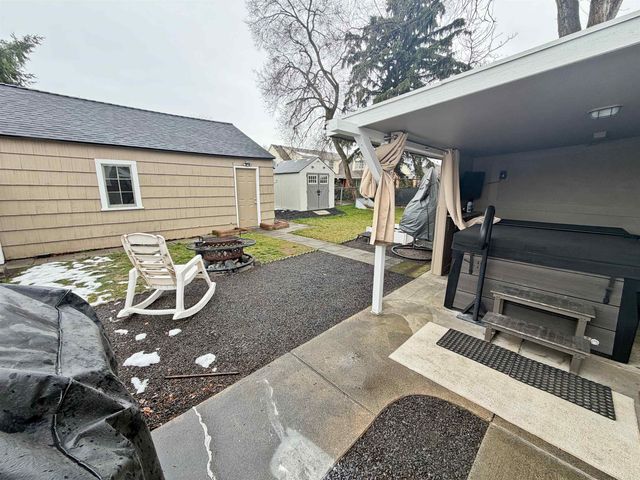 1805 N PARK Rd, Spokane, WA 99212