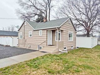 1805 N PARK Rd, Spokane, WA 99212