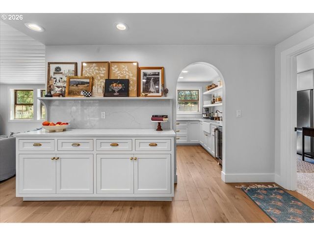 22950 Se FILBERT Rd, Eagle Creek, OR 97022