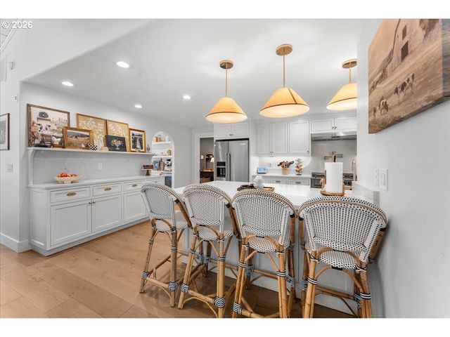 22950 Se FILBERT Rd, Eagle Creek, OR 97022