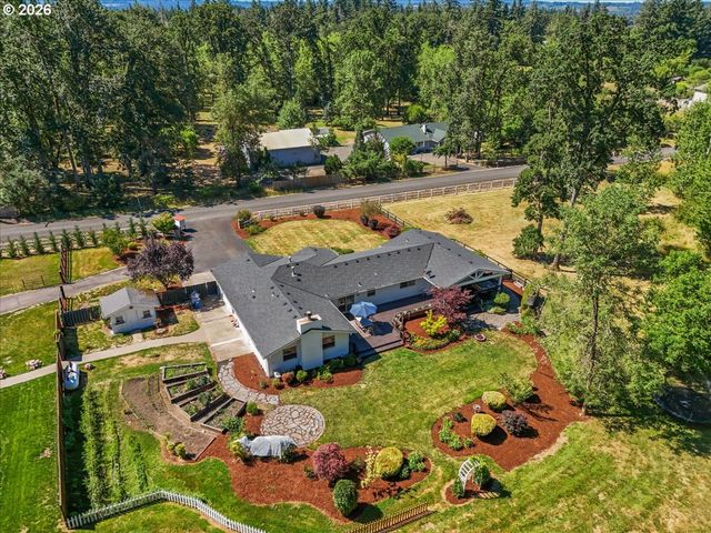 22950 Se FILBERT Rd, Eagle Creek, OR 97022
