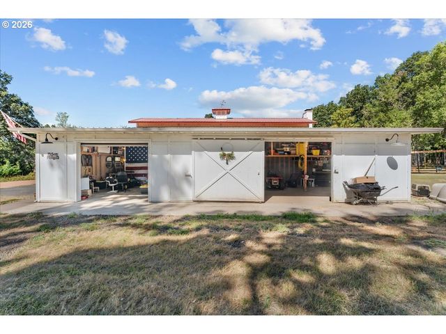 22950 Se FILBERT Rd, Eagle Creek, OR 97022