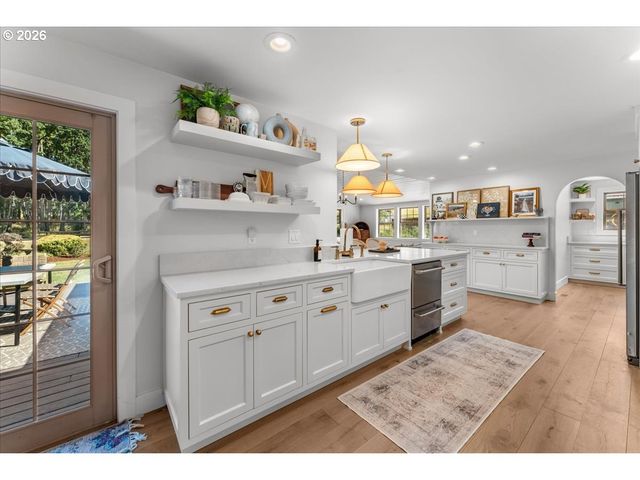 22950 Se FILBERT Rd, Eagle Creek, OR 97022