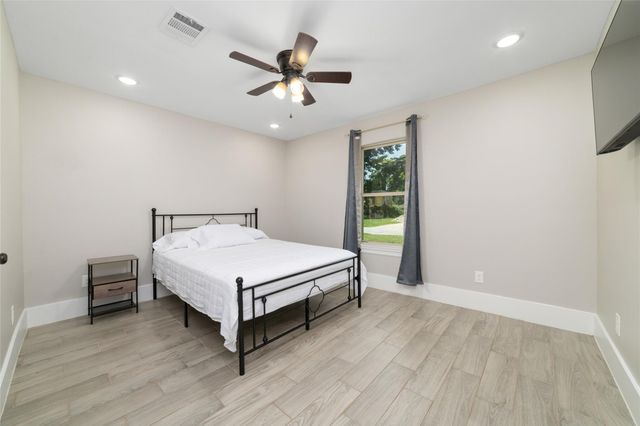 6720 Cathcart Drive, Houston, TX 77091