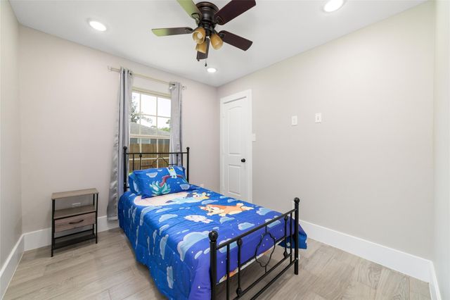6720 Cathcart Drive, Houston, TX 77091