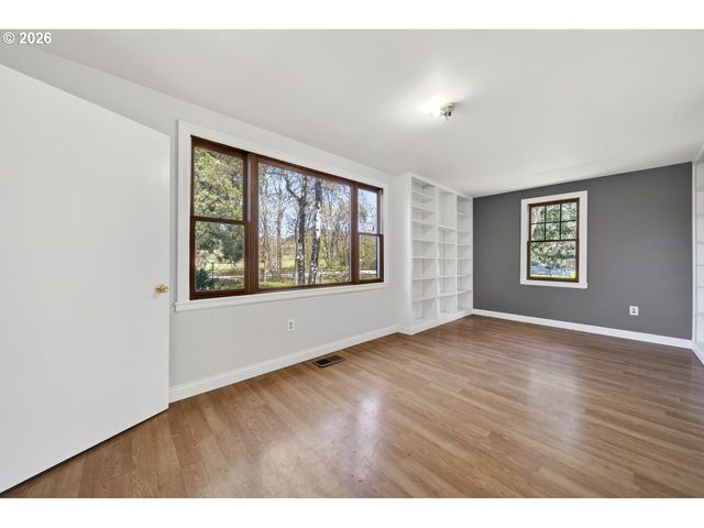 1355 DAYS CREEK CUTOFF Rd, Myrtle Creek, OR 97457