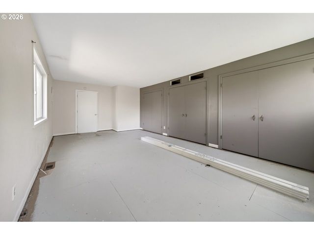 1355 DAYS CREEK CUTOFF Rd, Myrtle Creek, OR 97457