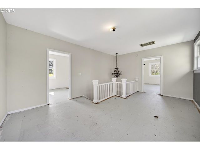 1355 DAYS CREEK CUTOFF Rd, Myrtle Creek, OR 97457