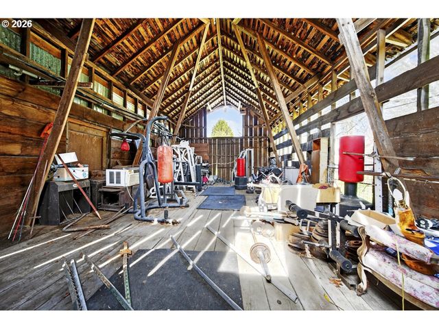 1355 DAYS CREEK CUTOFF Rd, Myrtle Creek, OR 97457