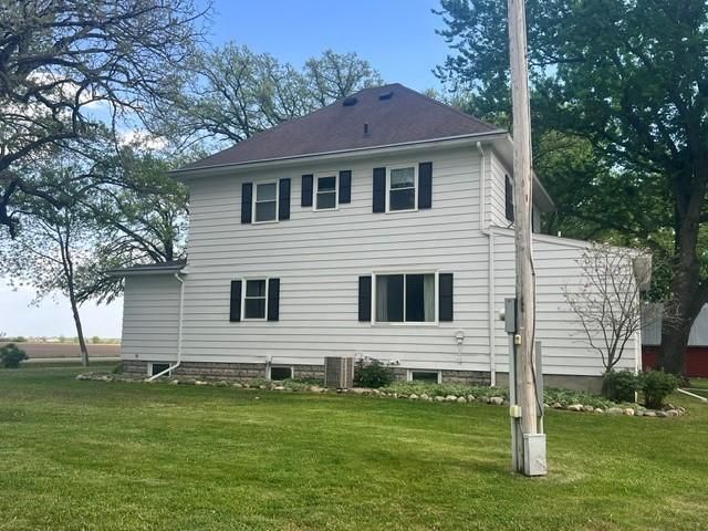 19443 560th Avenue, Austin, MN 55912