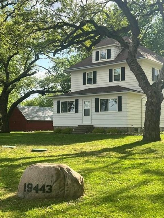 19443 560th Avenue, Austin, MN 55912