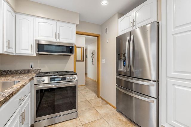 307 21st Street NW, Austin, MN 55912
