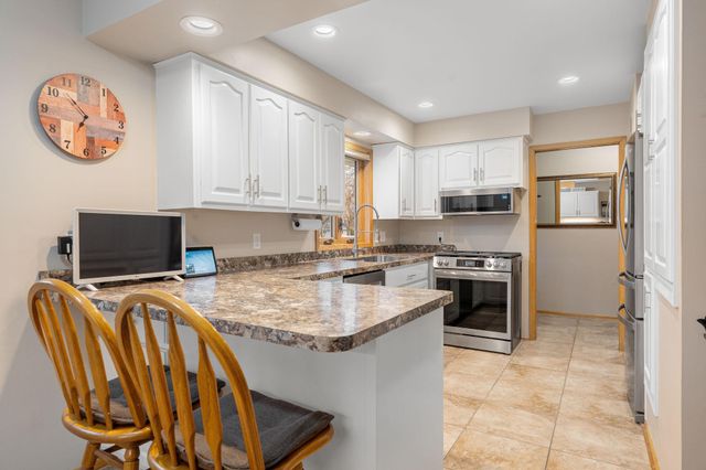 307 21st Street NW, Austin, MN 55912