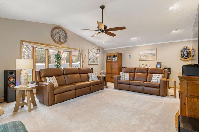 307 21st Street NW, Austin, MN 55912