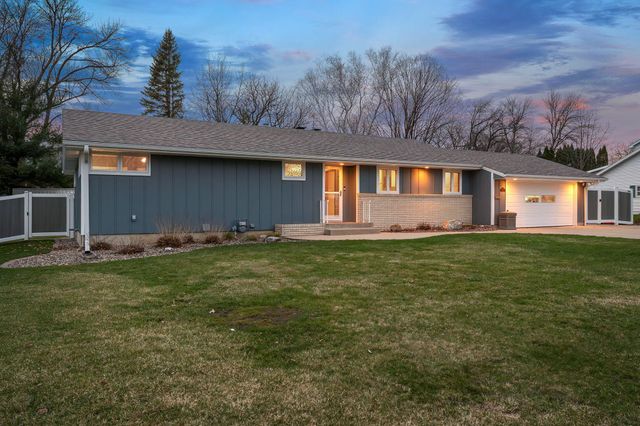 307 21st Street NW, Austin, MN 55912