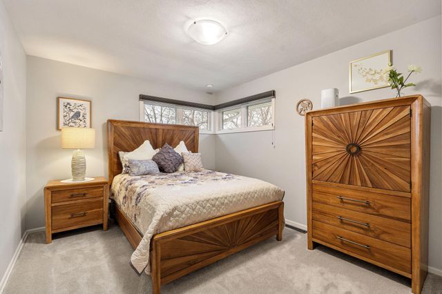 307 21st Street NW, Austin, MN 55912