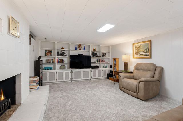 307 21st Street NW, Austin, MN 55912