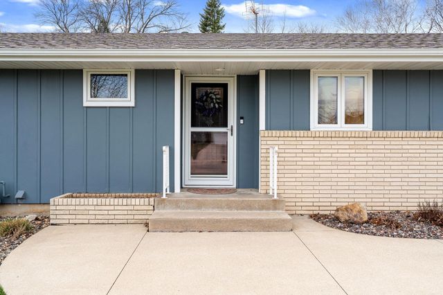 307 21st Street NW, Austin, MN 55912