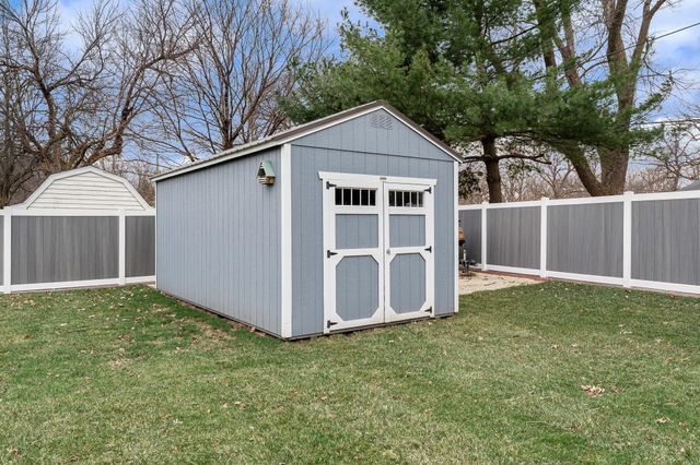 307 21st Street NW, Austin, MN 55912