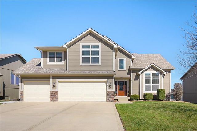 906 EVE ORCHID Drive, Greenwood, MO 64034