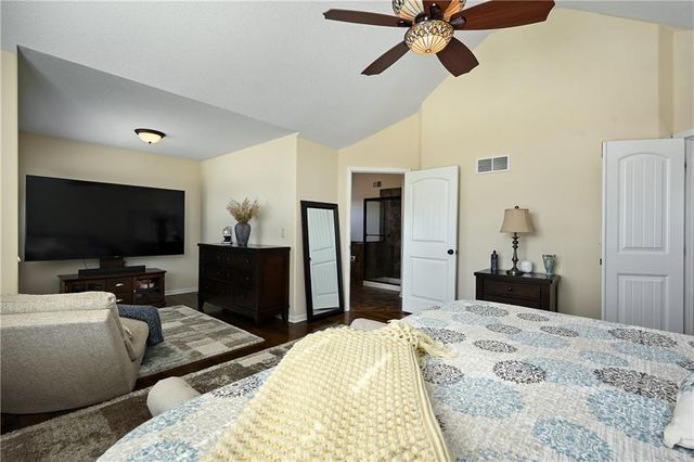 906 EVE ORCHID Drive, Greenwood, MO 64034