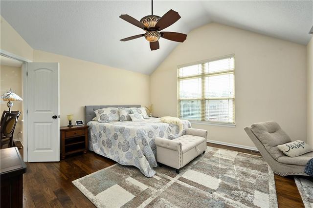 906 EVE ORCHID Drive, Greenwood, MO 64034