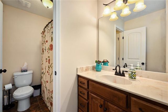 906 EVE ORCHID Drive, Greenwood, MO 64034