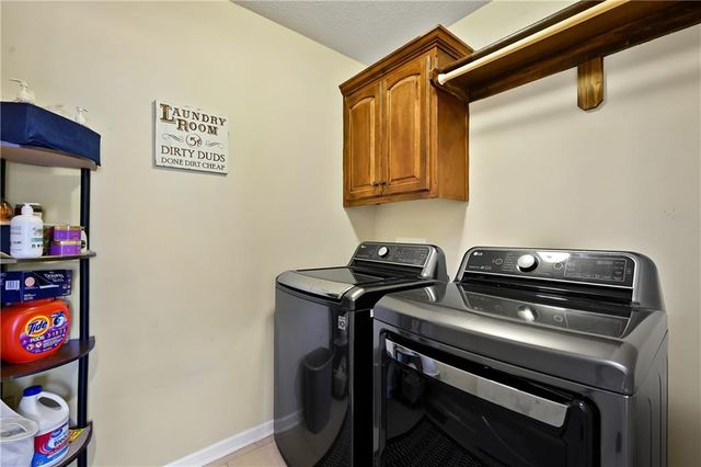 906 EVE ORCHID Drive, Greenwood, MO 64034