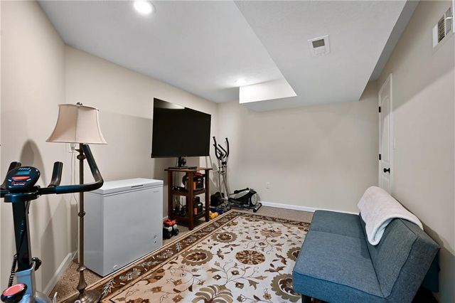 906 EVE ORCHID Drive, Greenwood, MO 64034