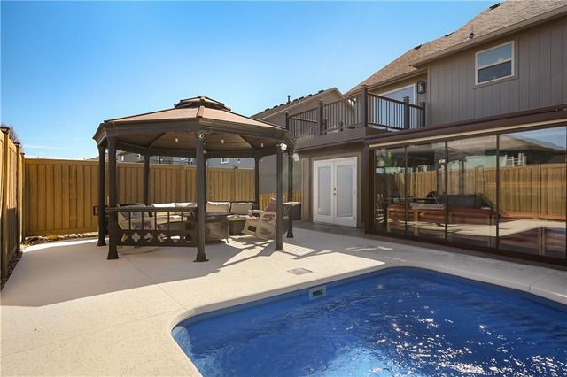 906 EVE ORCHID Drive, Greenwood, MO 64034