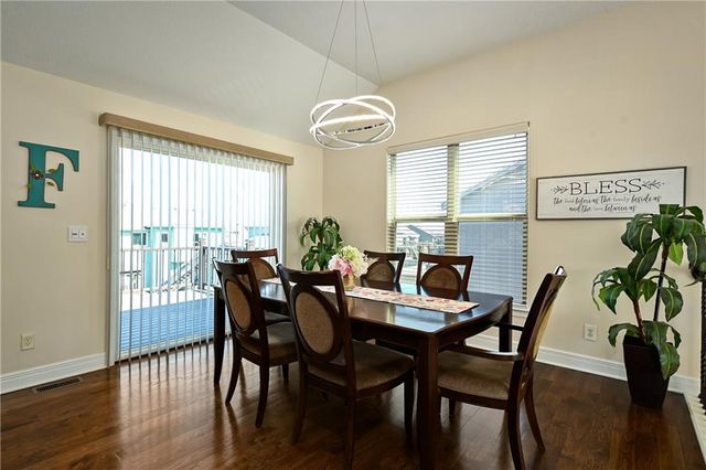 906 EVE ORCHID Drive, Greenwood, MO 64034