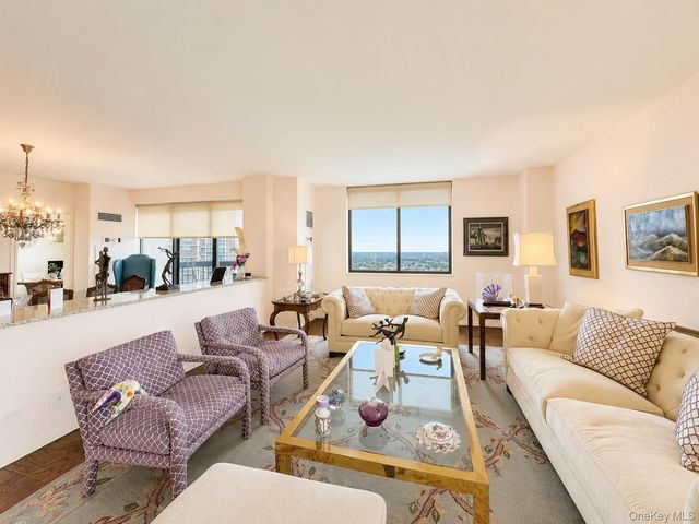 27010 Grand Central Parkway 21D, Floral Park, NY 11005