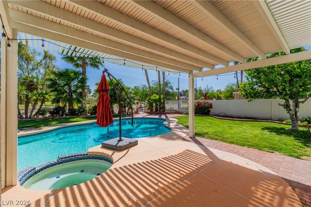7421 Painted Shadows Way, Las Vegas, NV 89149