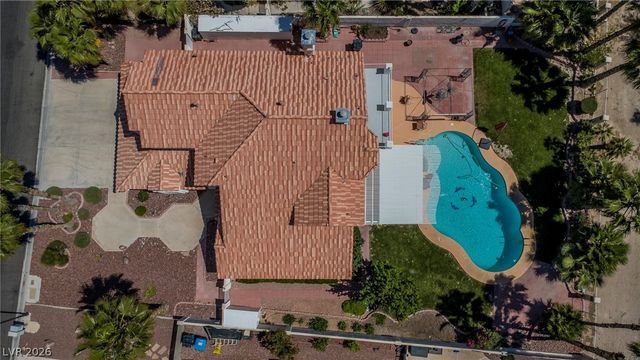 7421 Painted Shadows Way, Las Vegas, NV 89149