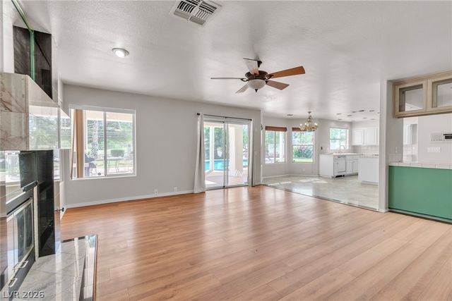 7421 Painted Shadows Way, Las Vegas, NV 89149